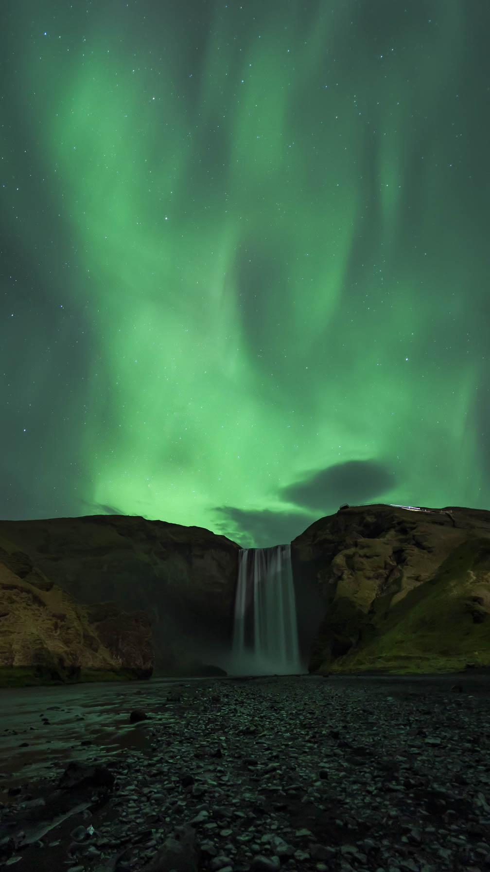 Dicas para ver e fotografar a aurora boreal na Islândia - Viajo